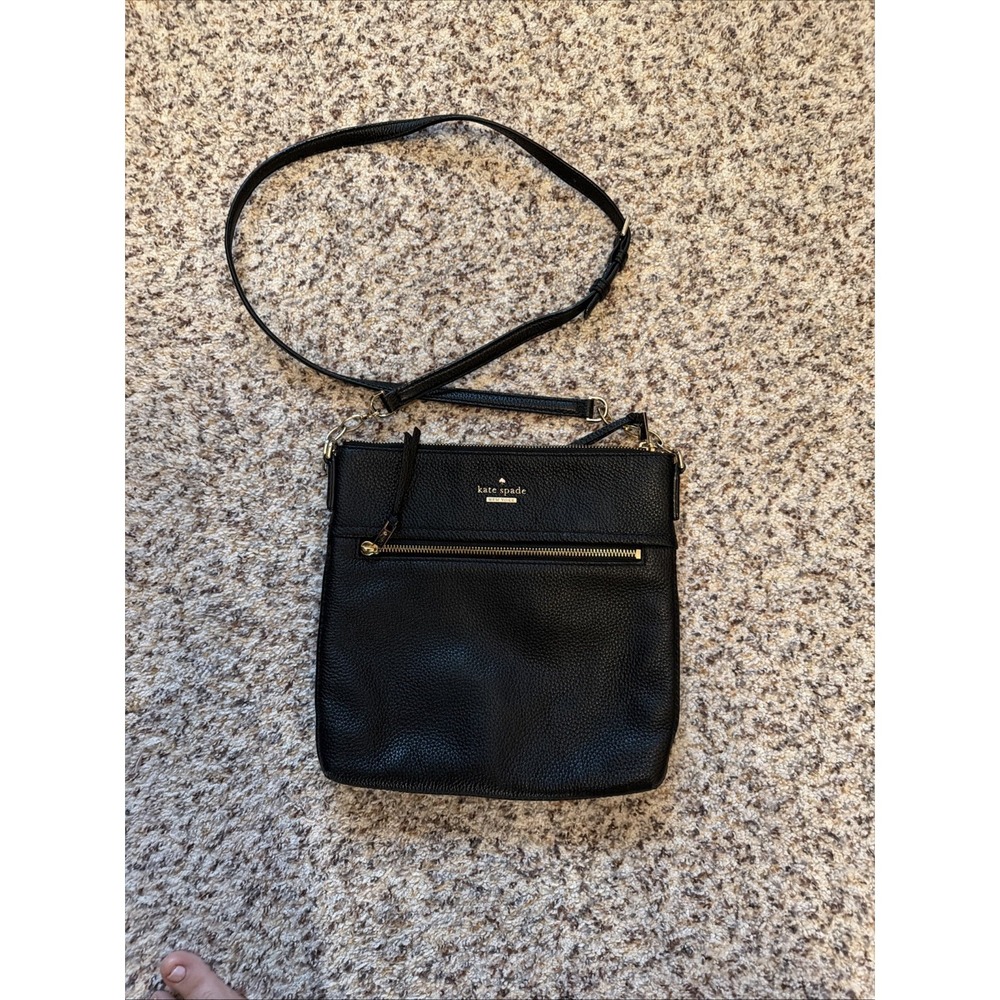 KATE SPADE NEW YORK Chester Street DESSI Crossbody Black Leather‎ Purse Bag Zip